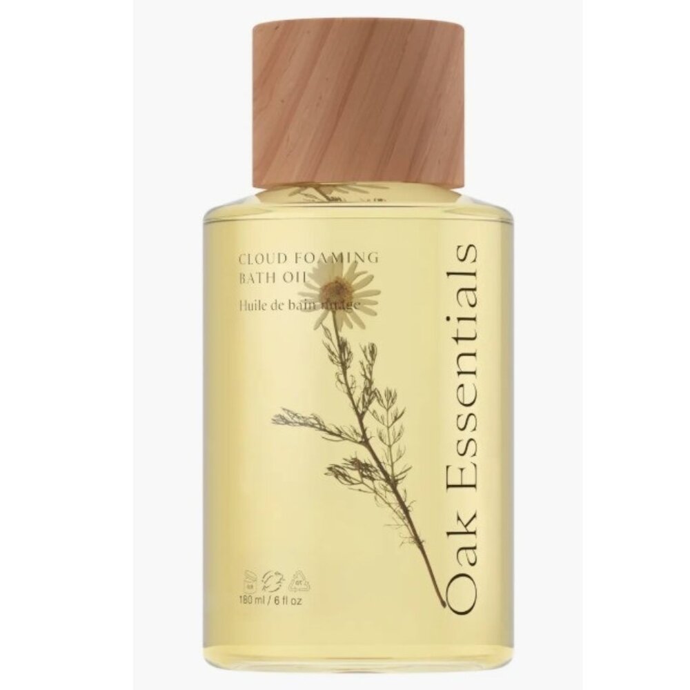 NIB Oak Essentials Cloud Foaming Bath Oil